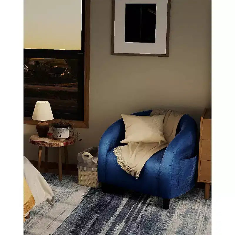 Fauteuil tonneau en velours avec assise rembourrée et accoudoirs incurvés – Capacité de 136 kg, assemblage sans outils